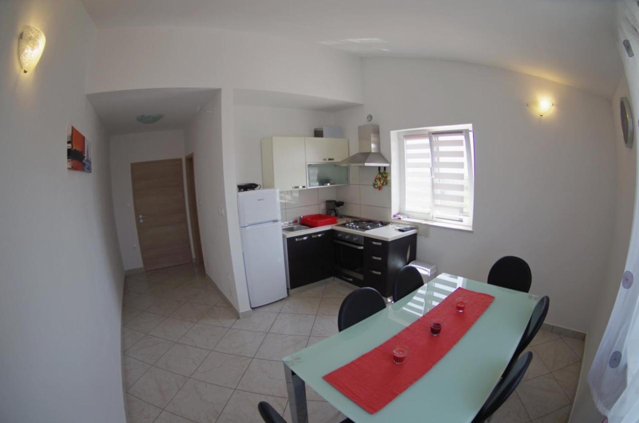 Holiday Apartments In House Sanja Rakalj Экстерьер фото