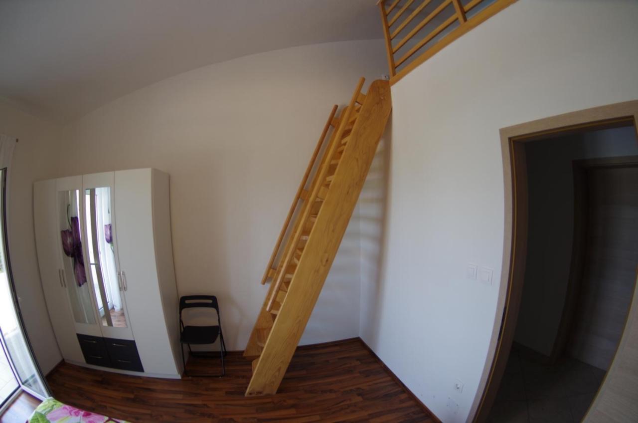 Holiday Apartments In House Sanja Rakalj Экстерьер фото