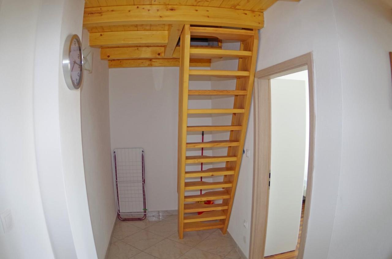 Holiday Apartments In House Sanja Rakalj Экстерьер фото