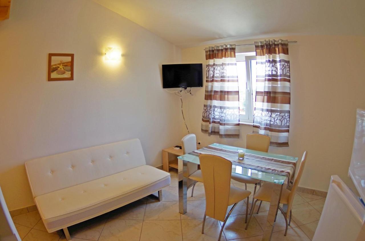 Holiday Apartments In House Sanja Rakalj Экстерьер фото