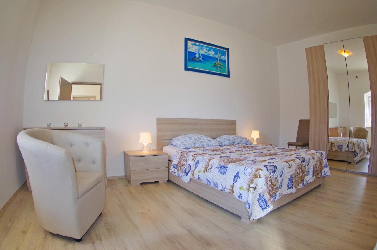 Holiday Apartments In House Sanja Rakalj Экстерьер фото