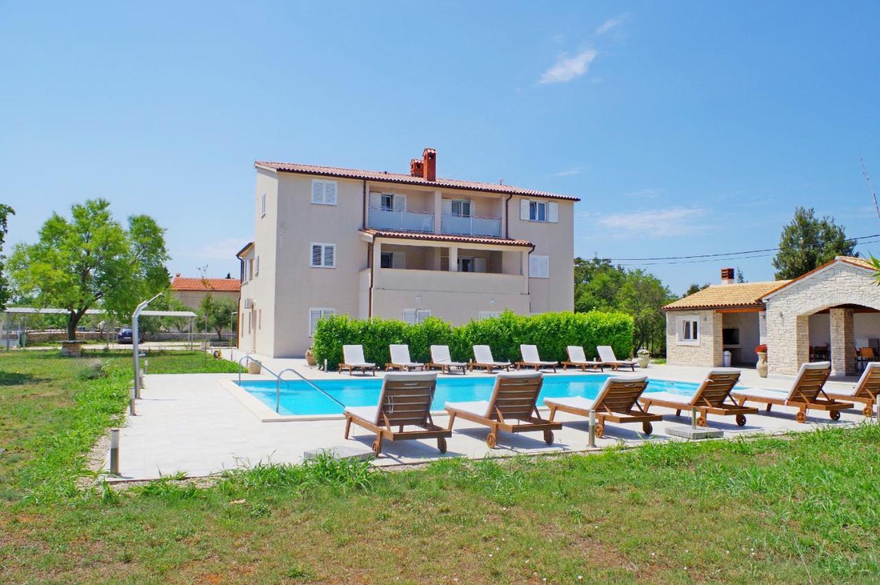 Holiday Apartments In House Sanja Rakalj Экстерьер фото