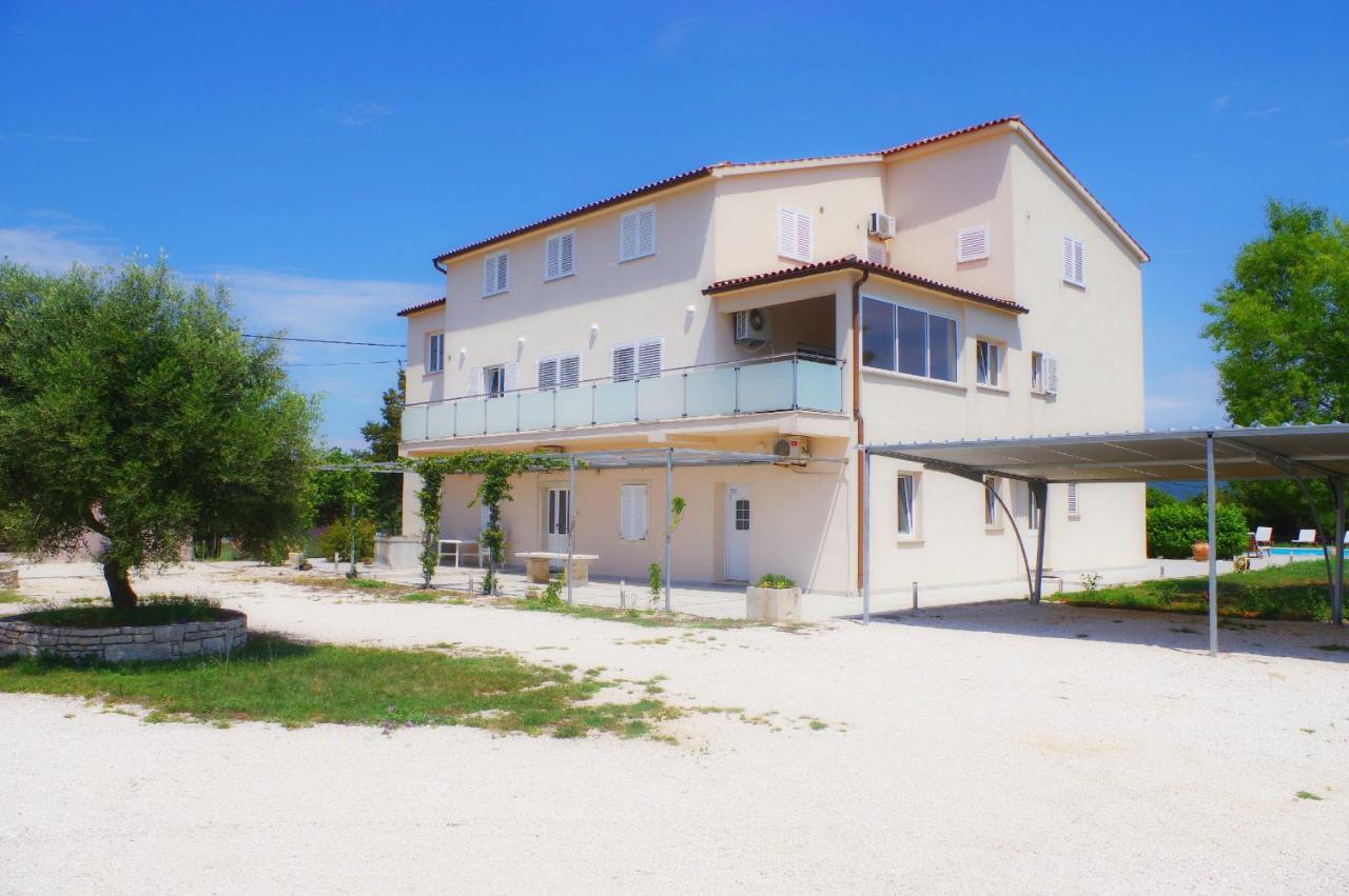 Holiday Apartments In House Sanja Rakalj Экстерьер фото