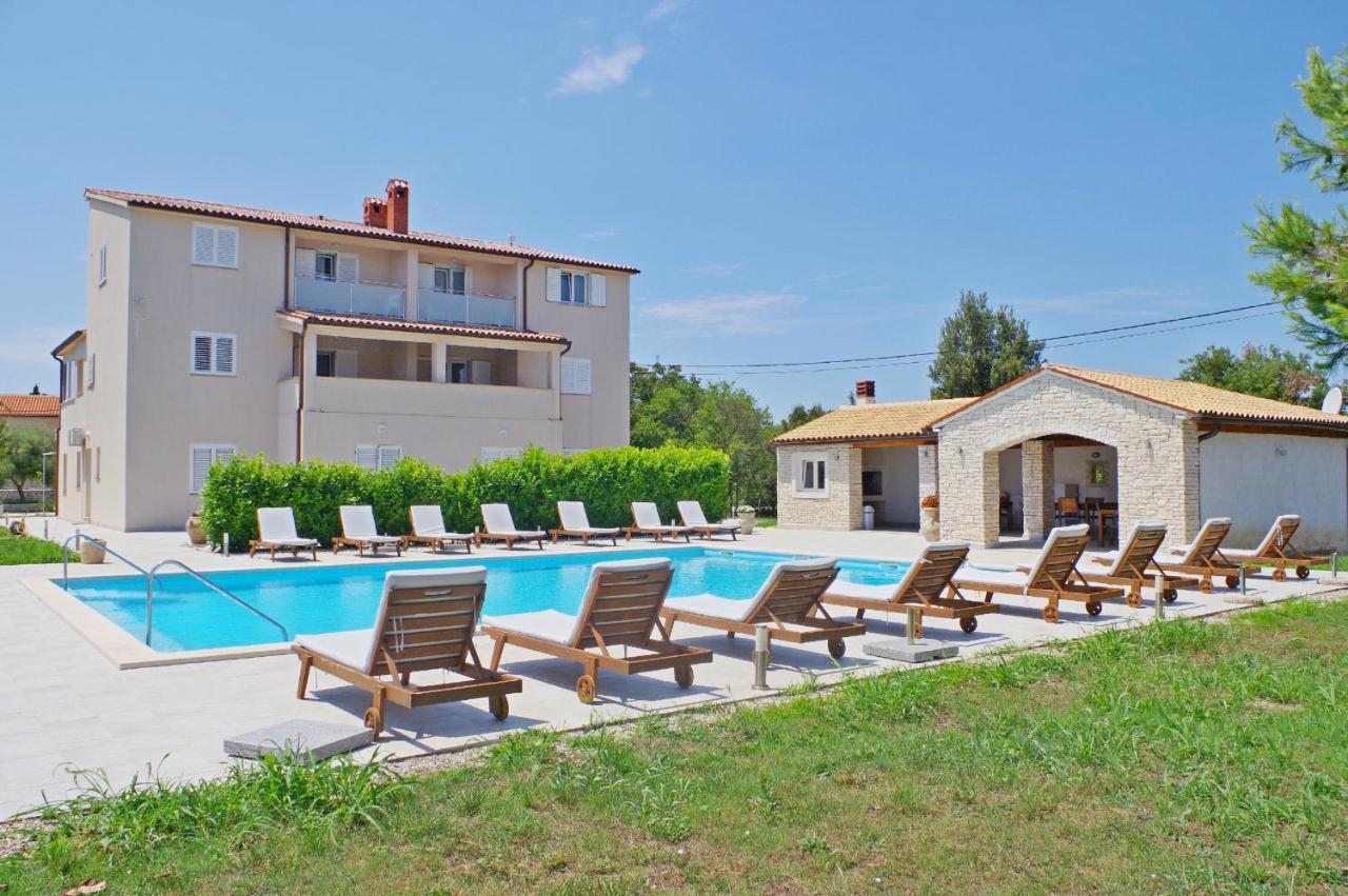 Holiday Apartments In House Sanja Rakalj Экстерьер фото