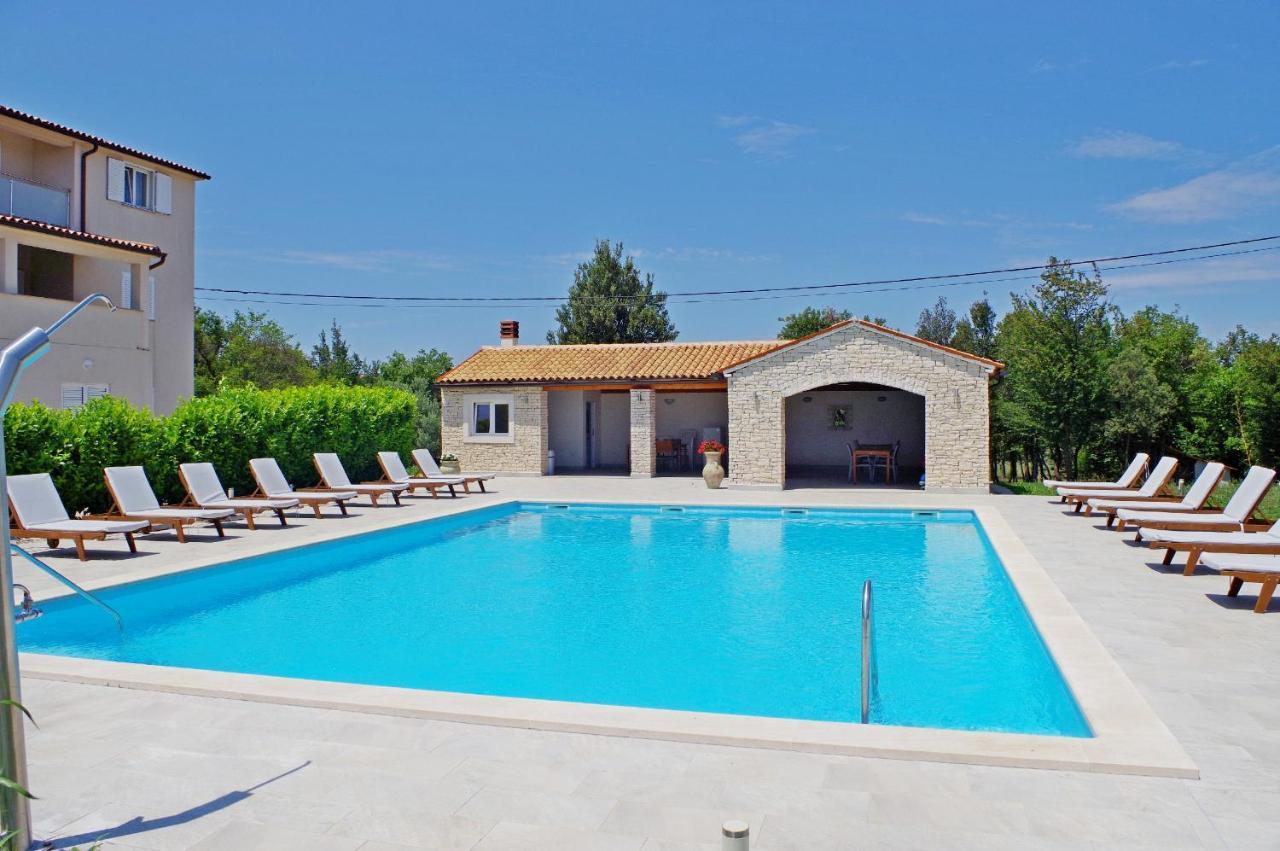 Holiday Apartments In House Sanja Rakalj Экстерьер фото